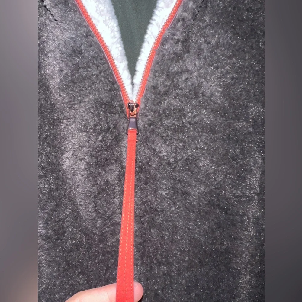 Marie Oliver sweater size S - Picture 3 of 7